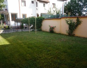 Maison 6 chambres à vendre dans Cluj-napoca, zone Andrei Muresanu
