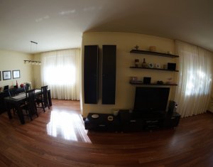 Maison 6 chambres à vendre dans Cluj-napoca, zone Andrei Muresanu