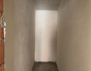 Maison 4 chambres à vendre dans Floresti