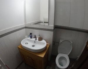 Appartement 4 chambres à vendre dans Cluj-napoca, zone Marasti