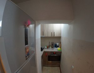 Appartement 4 chambres à vendre dans Cluj-napoca, zone Marasti