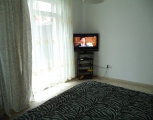 Maison 5 chambres à vendre dans Floresti