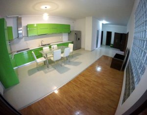 , 112m2 dans Cluj-napoca, zone Plopilor