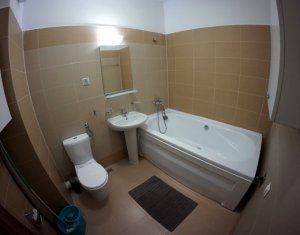 Appartement 3 chambres à louer dans Cluj-napoca, zone Plopilor
