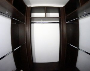 Appartement 3 chambres à louer dans Cluj-napoca, zone Plopilor