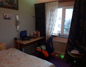 Appartement 3 chambres à vendre dans Cluj-napoca, zone Manastur