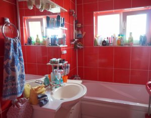 Appartement 3 chambres à louer dans Floresti