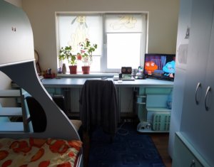 Appartement 3 chambres à louer dans Floresti