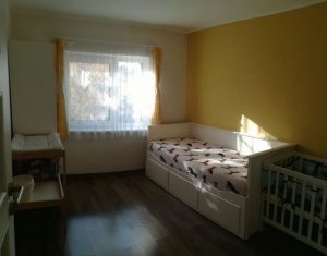 Lakás 4 szobák eladó on Cluj-napoca, Zóna Intre Lacuri