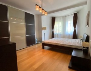 Appartement 4 chambres à louer dans Cluj-napoca, zone Gheorgheni
