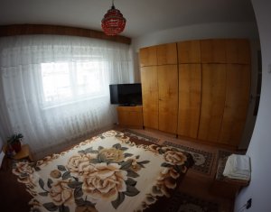 Appartement 3 chambres à louer dans Cluj-napoca, zone Marasti