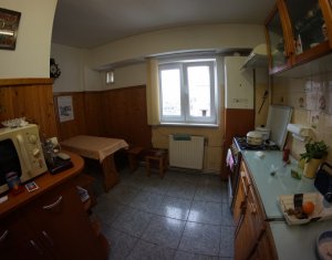 Appartement 3 chambres à louer dans Cluj-napoca, zone Marasti