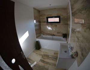 Maison 3 chambres à vendre dans Campenesti