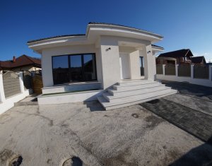 Maison 3 chambres à vendre dans Campenesti