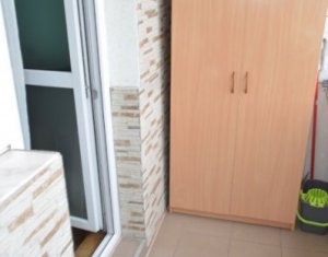 Appartement 4 chambres à vendre dans Cluj-napoca, zone Manastur