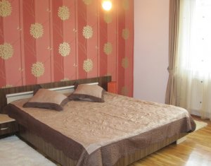 Appartement 3 chambres à vendre dans Cluj-napoca, zone Andrei Muresanu
