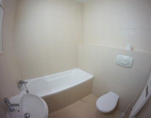 Appartement 3 chambres à louer dans Cluj-napoca, zone Centru