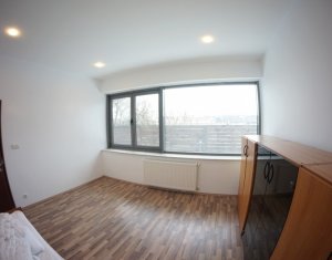 Appartement 3 chambres à louer dans Cluj-napoca, zone Centru