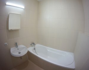 Appartement 3 chambres à louer dans Cluj-napoca, zone Centru