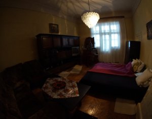 Appartement 4 chambres à vendre dans Cluj-napoca, zone Centru