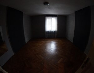Appartement 4 chambres à vendre dans Cluj-napoca, zone Centru