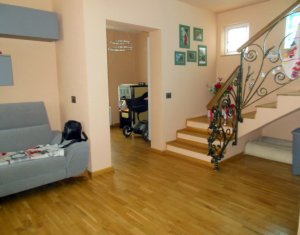 , 135m2 dans Floresti