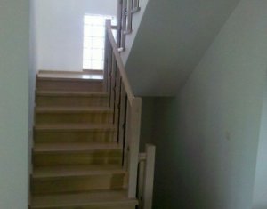 Maison 4 chambres à vendre dans Cluj-napoca, zone Someseni