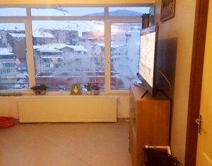 Appartement 4 chambres à vendre dans Floresti