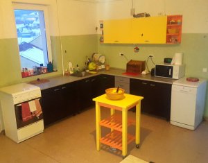 Appartement 4 chambres à vendre dans Floresti