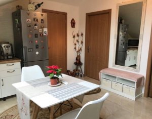 Appartement 3 chambres à vendre dans Floresti
