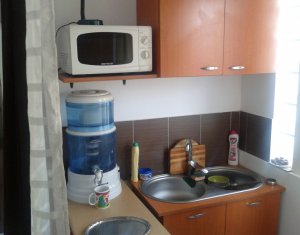 Lakás 3 szobák eladó on Floresti