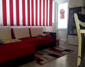 Maison 3 chambres à vendre dans Floresti
