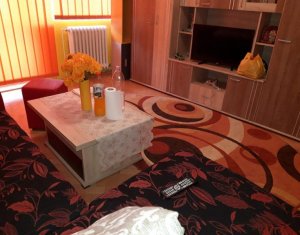 Appartement 3 chambres à louer dans Cluj-napoca, zone Manastur