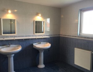 Maison 5 chambres à louer dans Cluj-napoca, zone Europa