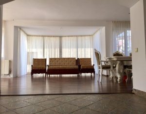 Maison 5 chambres à louer dans Cluj-napoca, zone Europa