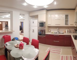 Appartement 3 chambres à louer dans Cluj-napoca, zone Zorilor