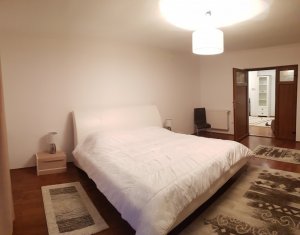Appartement 3 chambres à louer dans Cluj-napoca, zone Zorilor