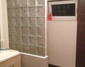 Appartement 3 chambres à vendre dans Floresti