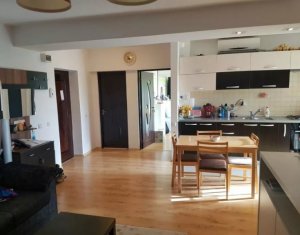 Appartement 3 chambres à vendre dans Floresti
