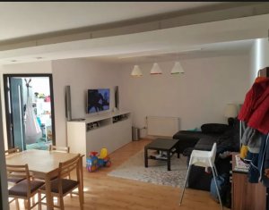 Appartement 3 chambres à vendre dans Floresti
