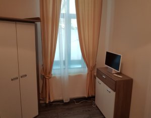 Appartement 3 chambres à louer dans Cluj-napoca, zone Centru