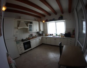 Maison 6 chambres à vendre dans Cluj-napoca