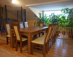 Appartement 3 chambres à vendre dans Floresti