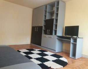 Appartement 3 chambres à louer dans Cluj-napoca, zone Manastur