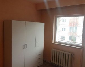 Appartement 3 chambres à louer dans Cluj-napoca, zone Manastur