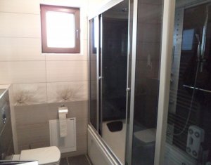 Maison 4 chambres à vendre dans Floresti