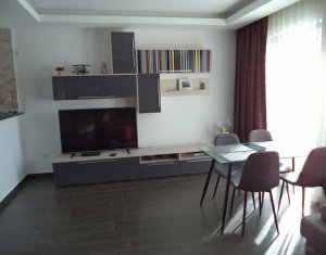 Maison 4 chambres à vendre dans Floresti