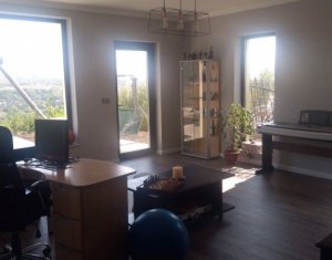 Maison 4 chambres à vendre dans Cluj-napoca, zone Iris