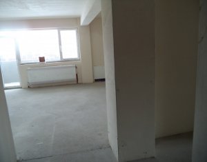 Appartement 3 chambres à vendre dans Floresti