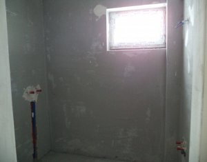 Appartement 3 chambres à vendre dans Floresti